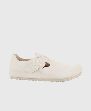 Slip-on sneakers London