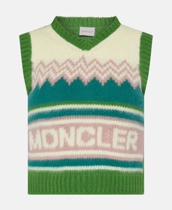 Wool pullover