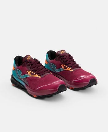Trail running shoes