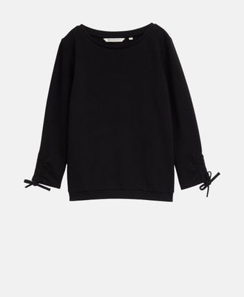Knitted jumper