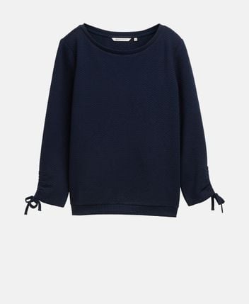 Knitted jumper