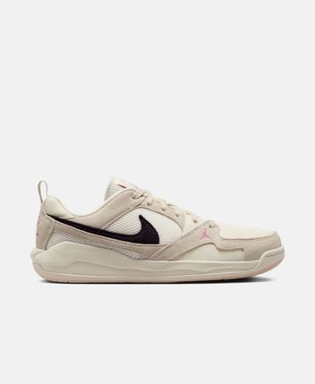 Sneakers CMFT Era