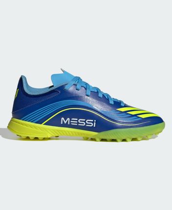 Football boots P3