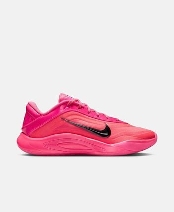 Basketball shoes