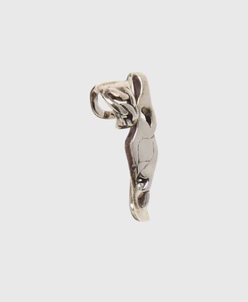 Ear cuff