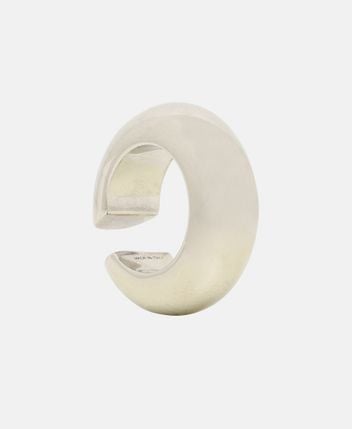 Ear cuff