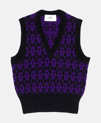 Sleeveless pullover