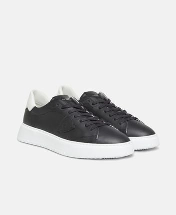 Sneakers Temple