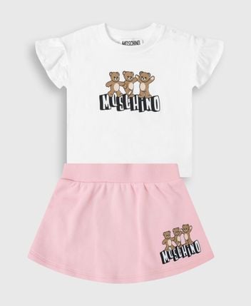 T-shirt and skirt set