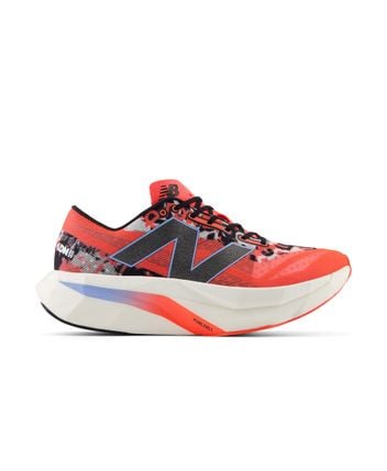 Running shoes FuelCell SuperComp Elite v4