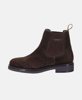 Chelsea boots