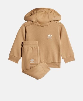 Sweatshirt and trousers set