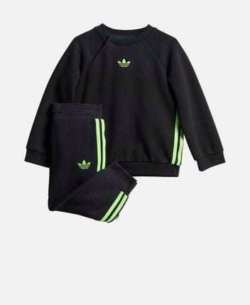 Sweatshirt and trousers set