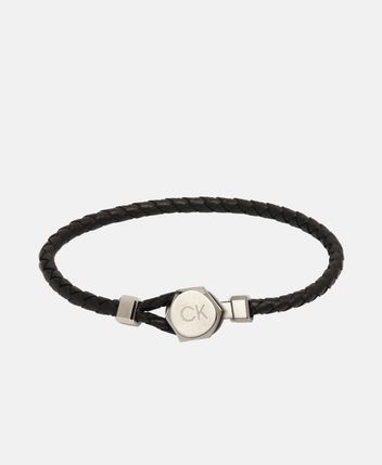 Leather bracelet