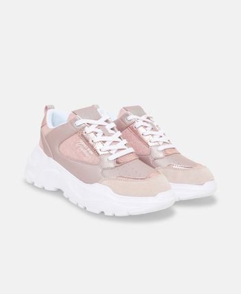 Chunky sneakers