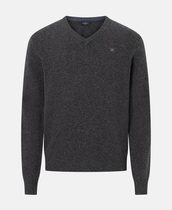 Wool pullover