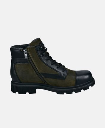Lace-up ankle boot