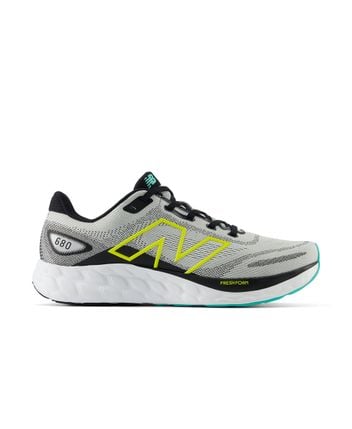 Running shoes Fresh Foam 680 v8