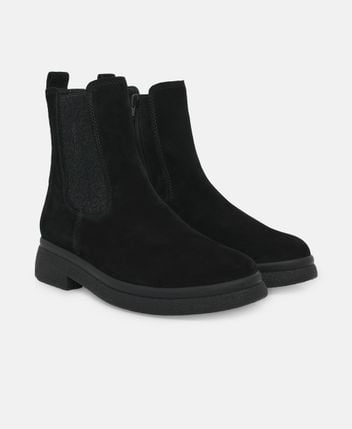 Chelsea boots
