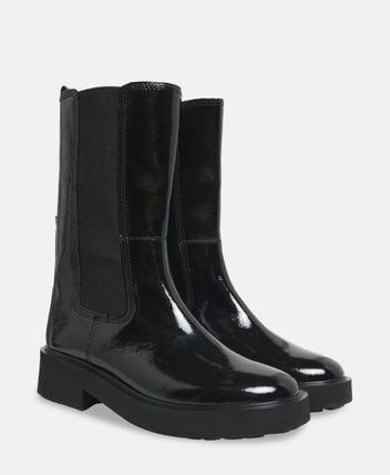 Chelsea boots