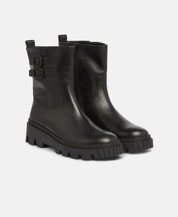 Winter ankle boots