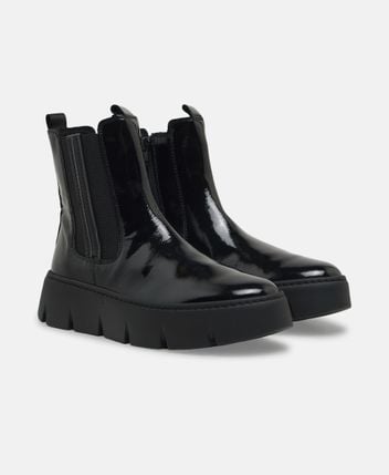 Chelsea boots