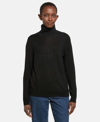 Wool pullover