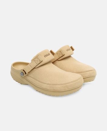 Clogs
