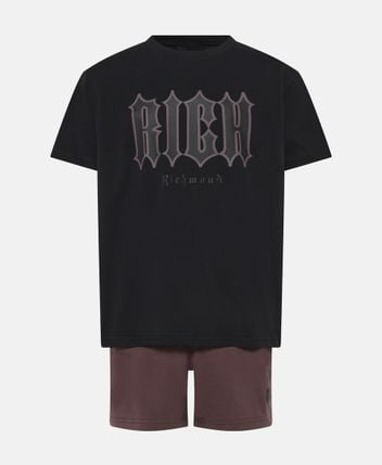 T-shirt and shorts set