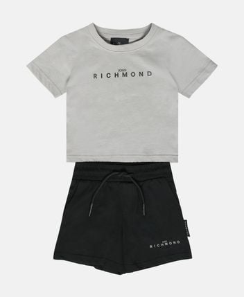 T-shirt and shorts set