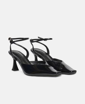 Slingback pumps