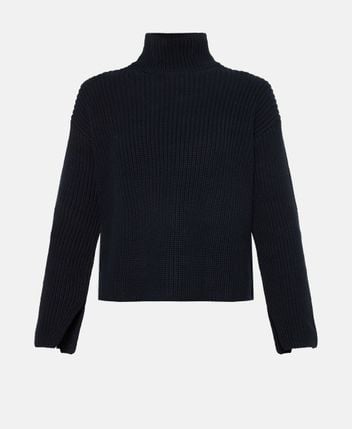 Long-sleeved jumper