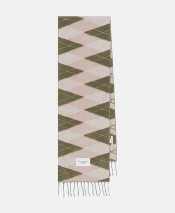Wool scarf