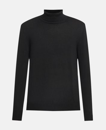 Wool pullover