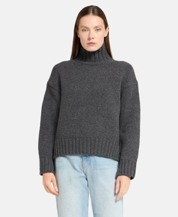 Wool pullover