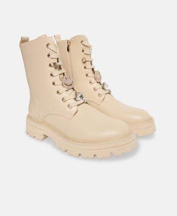 Lace-up ankle boot