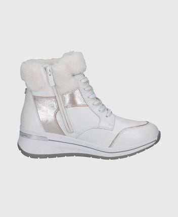Winter ankle boots