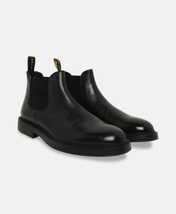 Chelsea boots Triumph