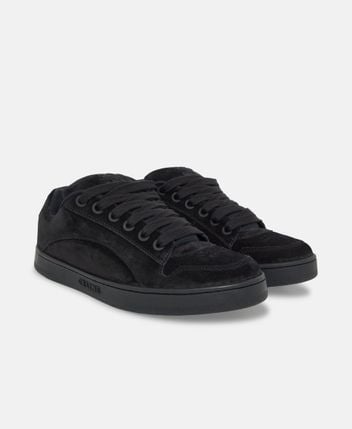 Sneakers Skate