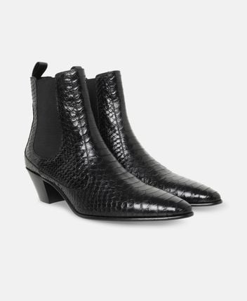 Chelsea boots