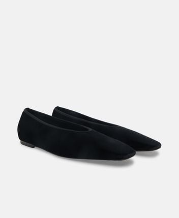 Ballet flats