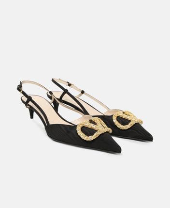 Slingback pumps