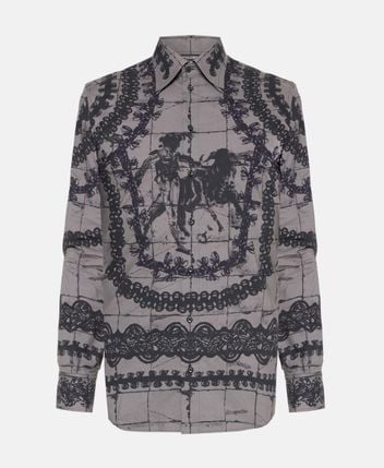 Long-sleeved shirt