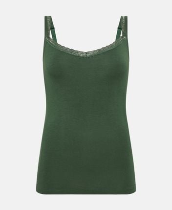 Undershirt