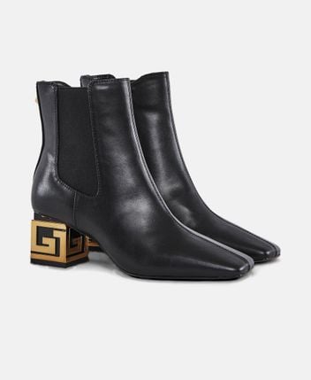 Chelsea boots Gwyneth