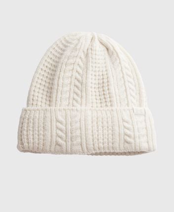 Beanie Halftime