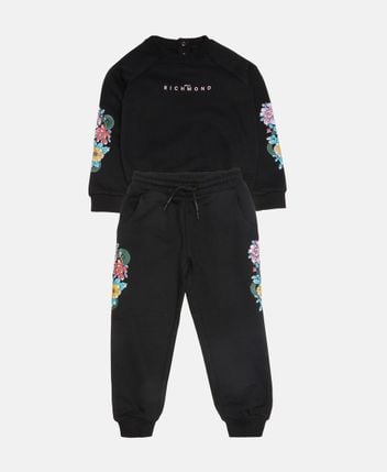 Jogging suit