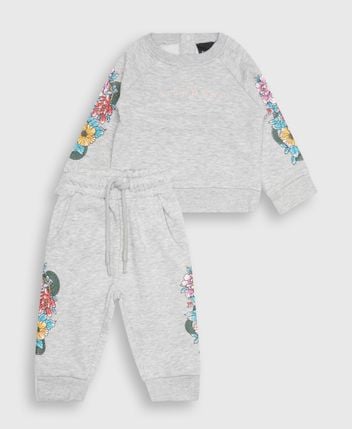 Jogging suit