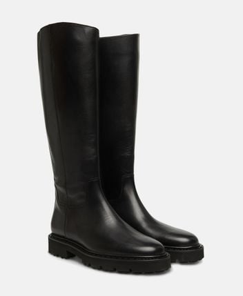 Boots Molly