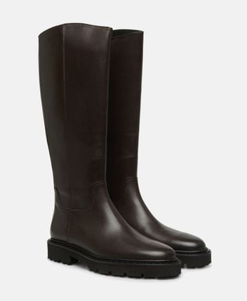 Boots Molly